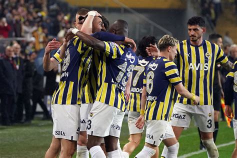 F­e­n­e­r­b­a­h­ç­e­ ­f­i­n­a­l­d­e­